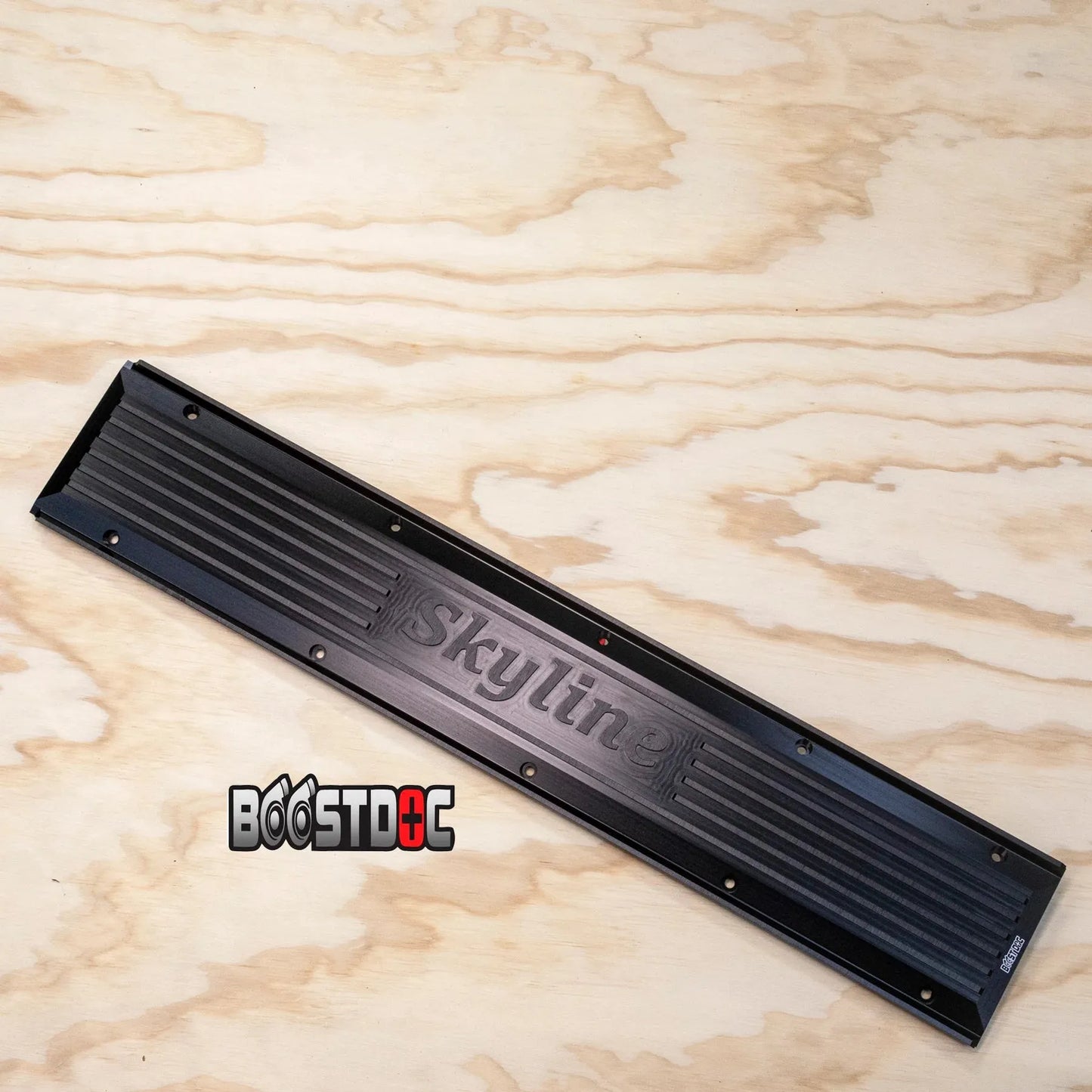 OutSiderGarage ニッサン RB20DET(赤ヘッド)エンジン フィン付コイルパックプレート