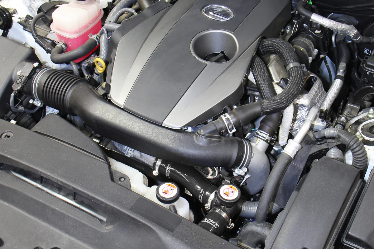 HPS シリコンホースキット - ラジエーターホース 2016年+ Lexus IS200t / IS300 2.0L ターボ 57-1829-BLK
