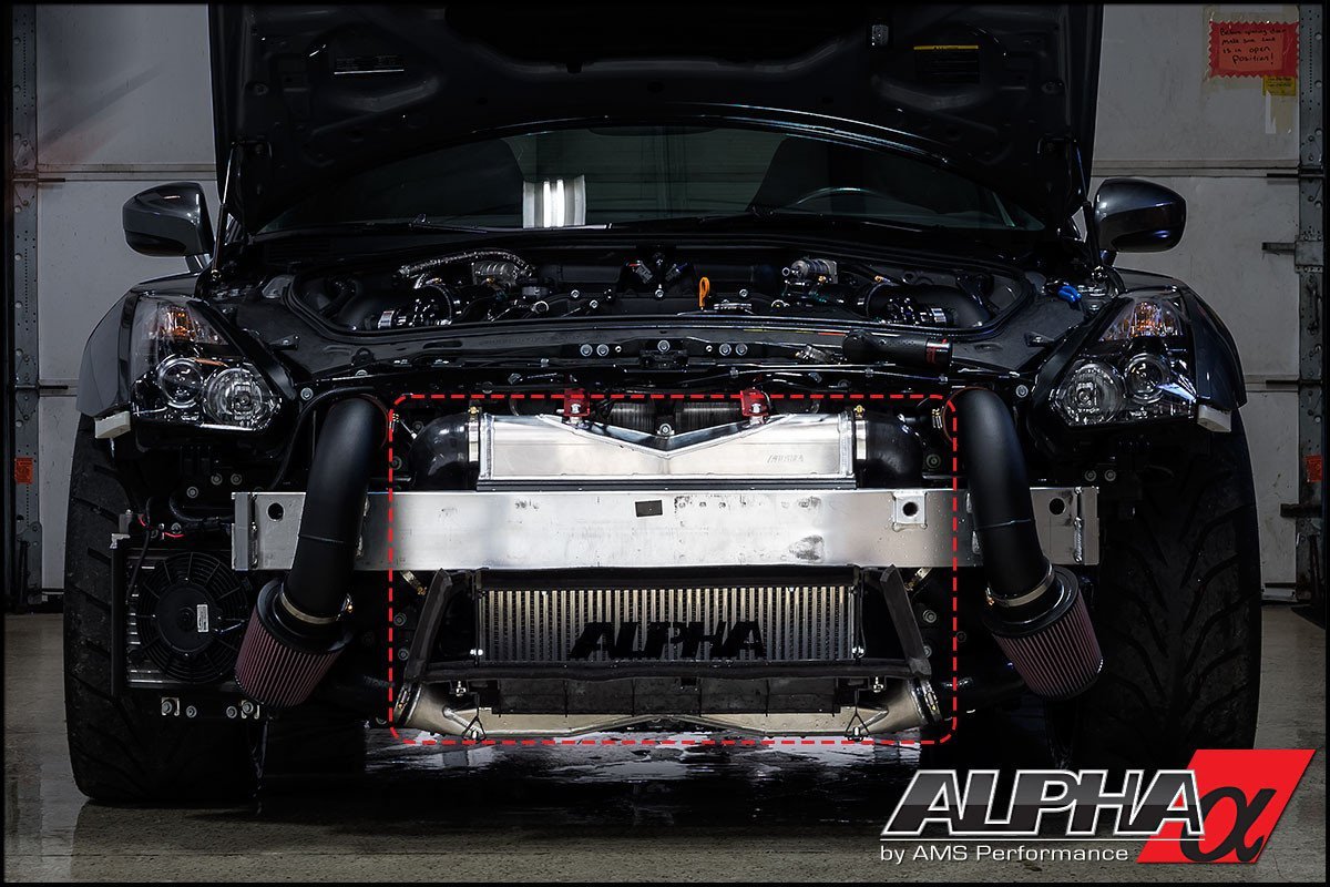 AMS Performance Alpha フロントマウントインタークーラー | 2009-2015 日産 R35 GT-R (ALP.07.09.0008)