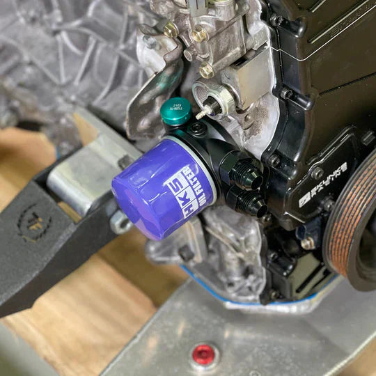 Chase Bays サーモスタット オイル サンドイッチ プレート | 汎用 (CB-U-XXSNDWCH)