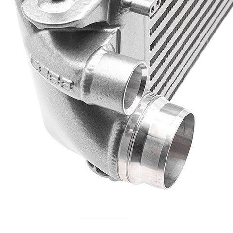 Cobbフロント マウント インタークーラー - 純正位置取り付け | 2017-2023 フォード F-150 Ecoboost 2.7T/3.5T、および 2017-2023 フォード F-150 ラプター (7F1527)