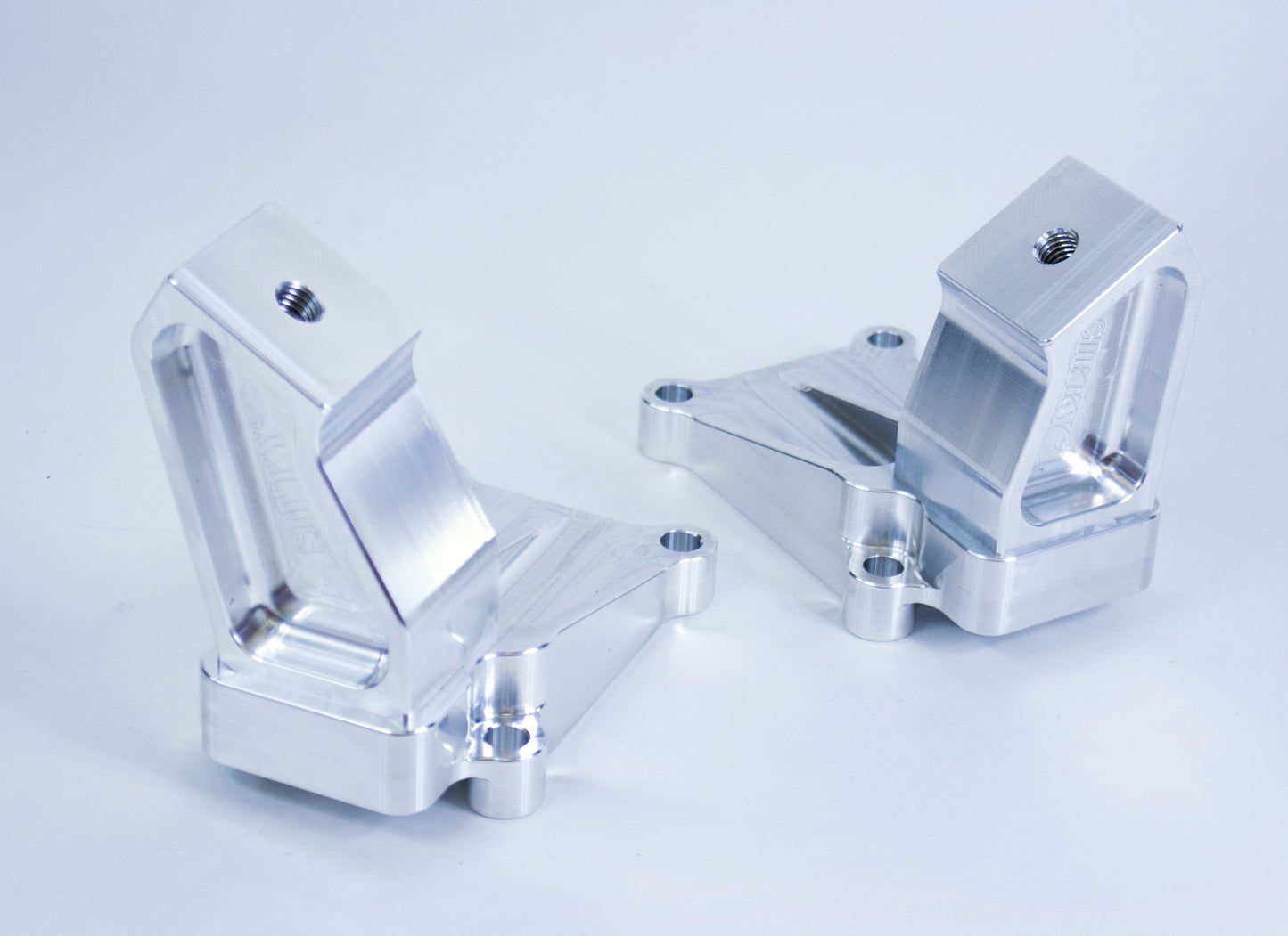 Sikky Manufacturing - ニッサン Z34 / V36 / インフィニティG37 LSxスワップ エンジンマウント (SM-MK013)