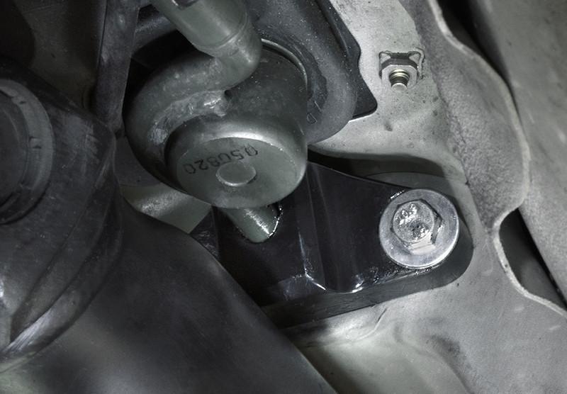 Perrin ポリウレタン シフターブッシュ - リア |複数スバル適合品 (PSP-INR-005)