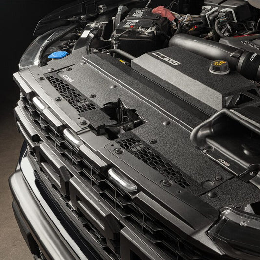 Cobb Tuning 21-23 Ford F-150 EcoBoost ラジエターシュラウド - リンクルブラック