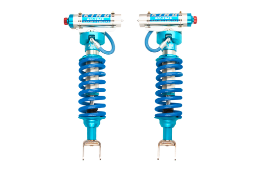 King Shocks 2019年以降 Ram 1500 4WD用 フロント 2.5インチ径（約63.5mm）リモートリザーバーコイルオーバー（調整機能付き・ペア）