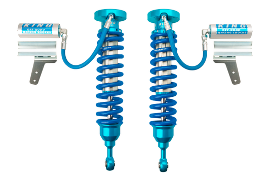 King Shocks 2008年以降 トヨタ ランドクルーザー 200 フロント 2.5インチ径（約63.5mm）リモートリザーバーコイルオーバー（ペア）