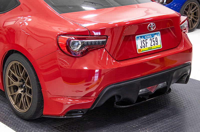 OLM ペイントマッチ/グロスブラック リアバンパーリップ - Firestorm - 2013-2016 Scion FR-S / 2013-2020 スバル BRZ / 2017-2020 Toyota 86