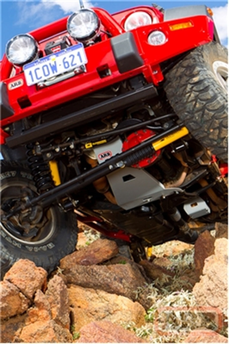 ARB アンダービークルプロテクション JK ガソリン車 2011年まで（2012年不可）