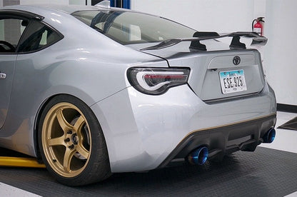 OLM DLスタイル カーボンファイバー グースネックスポイラー - 2013-2016年 Scion FR-S / 2013-2021年 BRZ / 2017-2020年 Toyota 86用