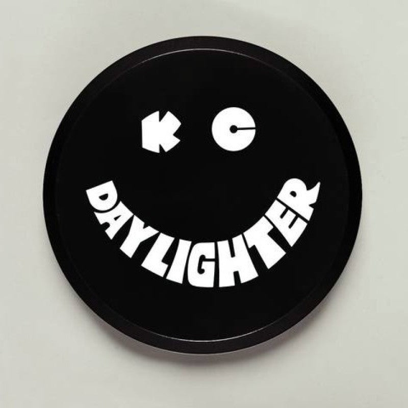 KC HiLiTES 6インチ ラウンド ハードカバー Daylighter/SlimLite/Pro-Sport用（シングル）- ブラック＆ホワイトスマイル
