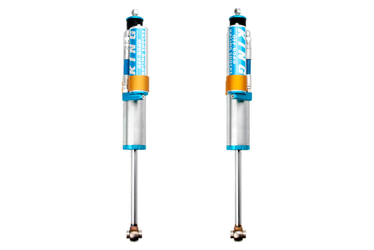 King Shocks 2005年以降フォード F-250/F-350 4WDフロント 2.5インチ径リモートリザーバーショック（1～2.5インチ（約2.54cm～約6.35cm）リフト対応）ペア