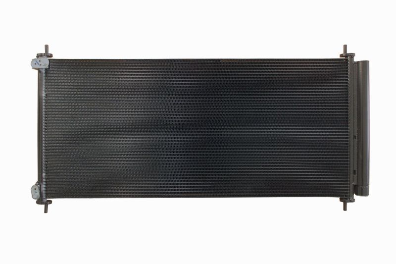 CSF 2015年フォード フォーカス 2.0L エアコンコンデンサー