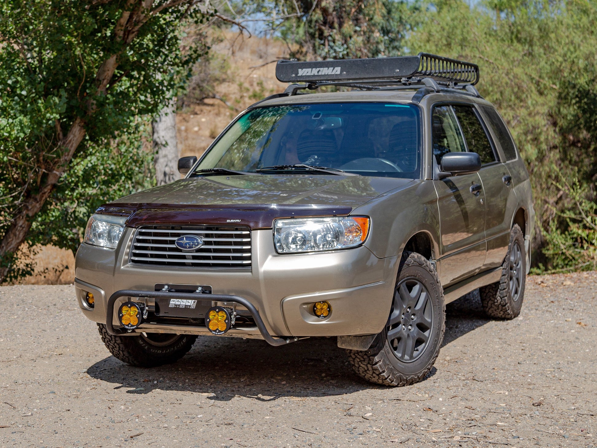 Rally Innovations 2006-2008 スバル フォレスター ラリー ライトバー [SU-SGA-RLB-01]