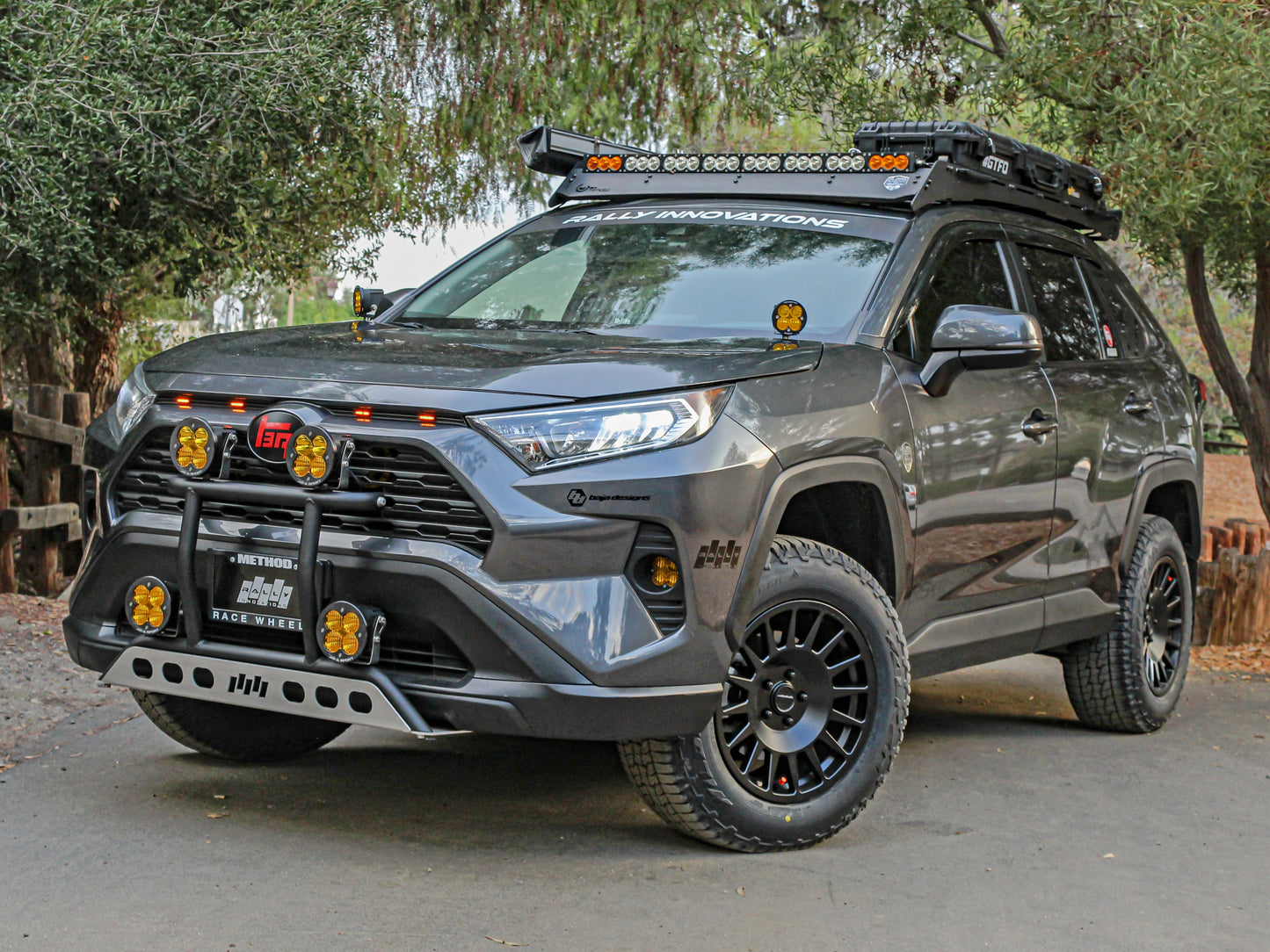 Rally Innovations 2019年以降 トヨタ RAV4 アルティメット ライトバー [TO-XA5-ULB-01]