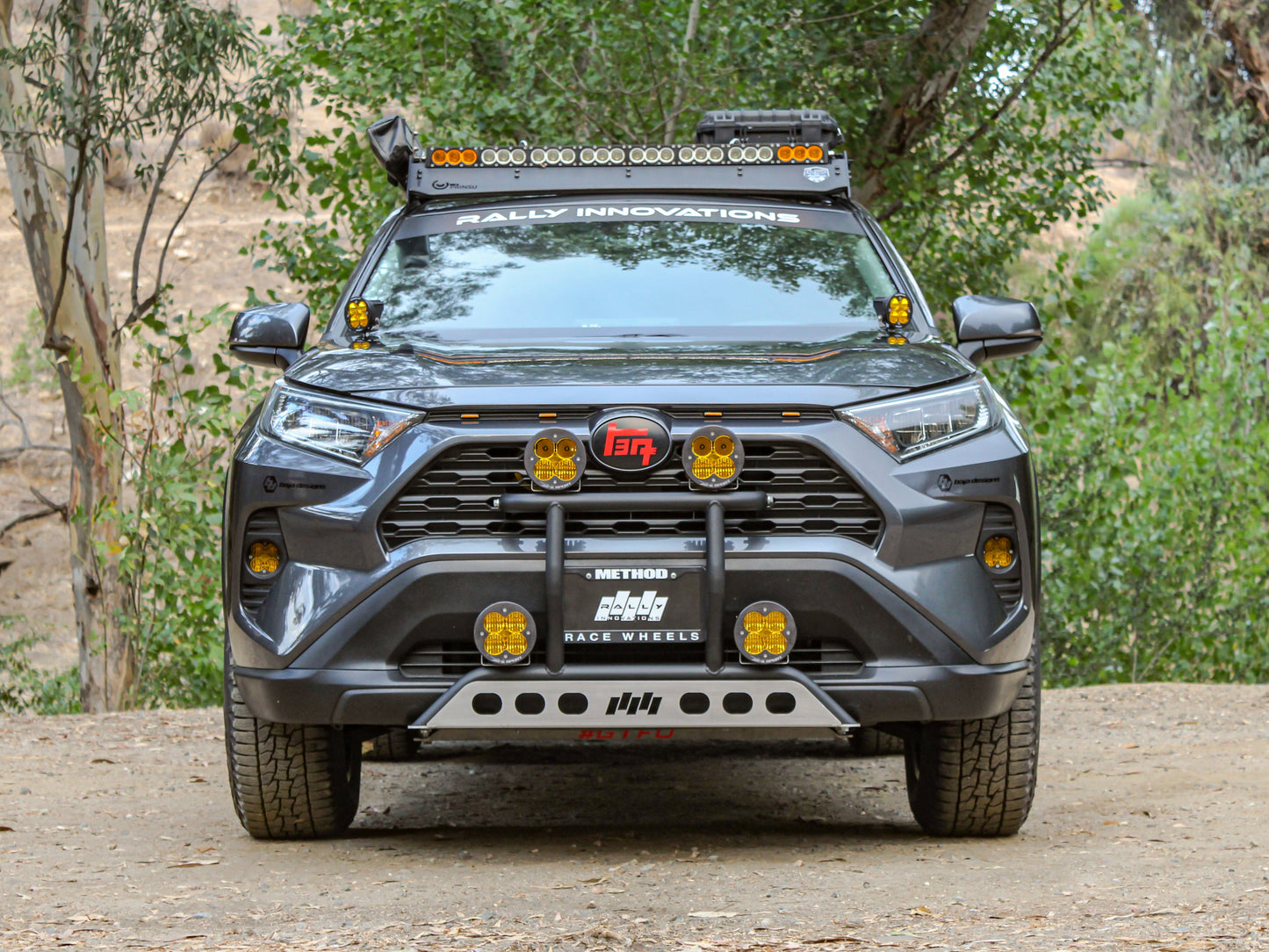 Rally Innovations 2019年以降 トヨタ RAV4 アルティメット ライトバー [TO-XA5-ULB-01]