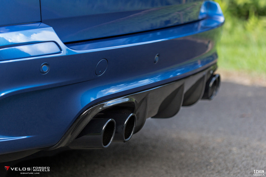 iND e70 x5m painted rear reflector set - iND Distribution