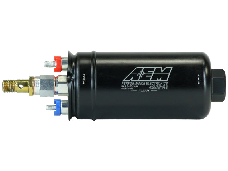 AEM 400LPH 高圧インライン燃料ポンプ - M18x1.5 メス入口から M12x1.5 オス出口へ