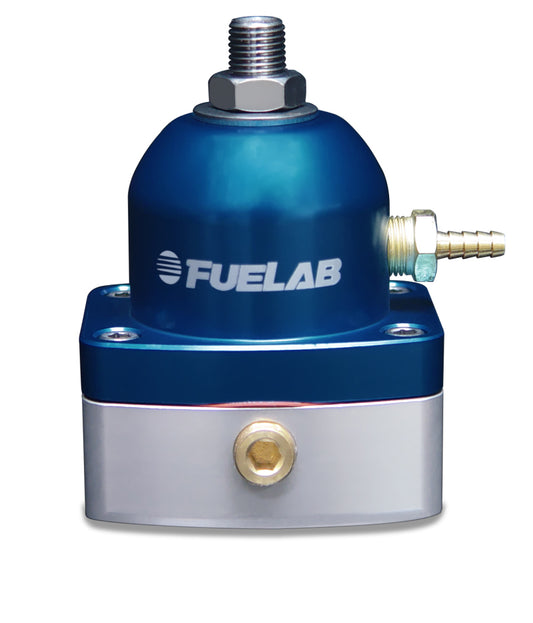 Fuelab 515 インジェクション用アジャスタブル燃圧レギュレーター 25-90 PSI （2）-6AN イン、（1）-6AN リターン - ブルー