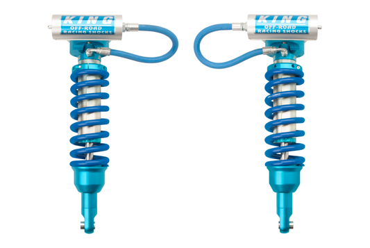 King Shocks 2012年以降式 いすゞ D-Max フロント 2.5インチ径 リモートリザーバー式コイルオーバー（ペア）