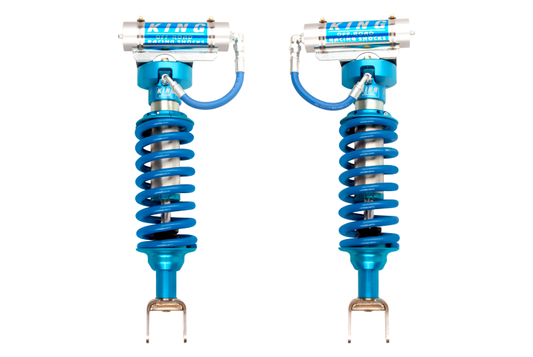 King Shocks 2019年以降 Ram 1500 4WD フロント 2.5インチ径（約63.5mm）リモートリザーバー コイルオーバー（ペア）