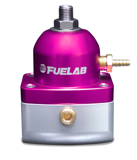 Fuelab 515 インジェクション用アジャスタブル燃圧レギュレーター 25-90 PSI（約1.7-6.2MPa） (2) -10AN イン, (1) -6AN リターン - パープル