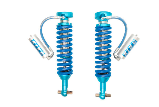King Shocks 2017年以降 シボレー コロラド ZR2 フロント 2.5インチ径 リモートリザーバー付きコイルオーバー（ペア）