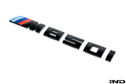 iND g15 m850i painted trunk emblem - iND Distribution
