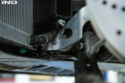 Fall-Line Motorsports G8X M2 / M3 / M4 フロントモノボールコンバージョン