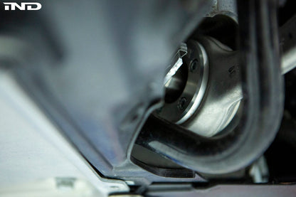 Fall-Line Motorsports G8X M2 / M3 / M4 フロントモノボールコンバージョン