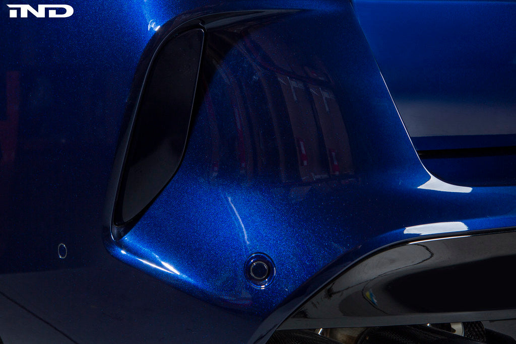 IND F95 X5M / F96 X6M 塗装済みリアリフレクターセット