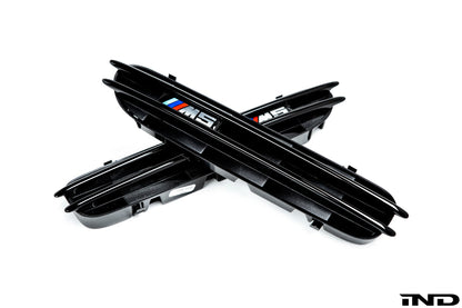 IND E60 M5 塗装済みサイドマーカーセット