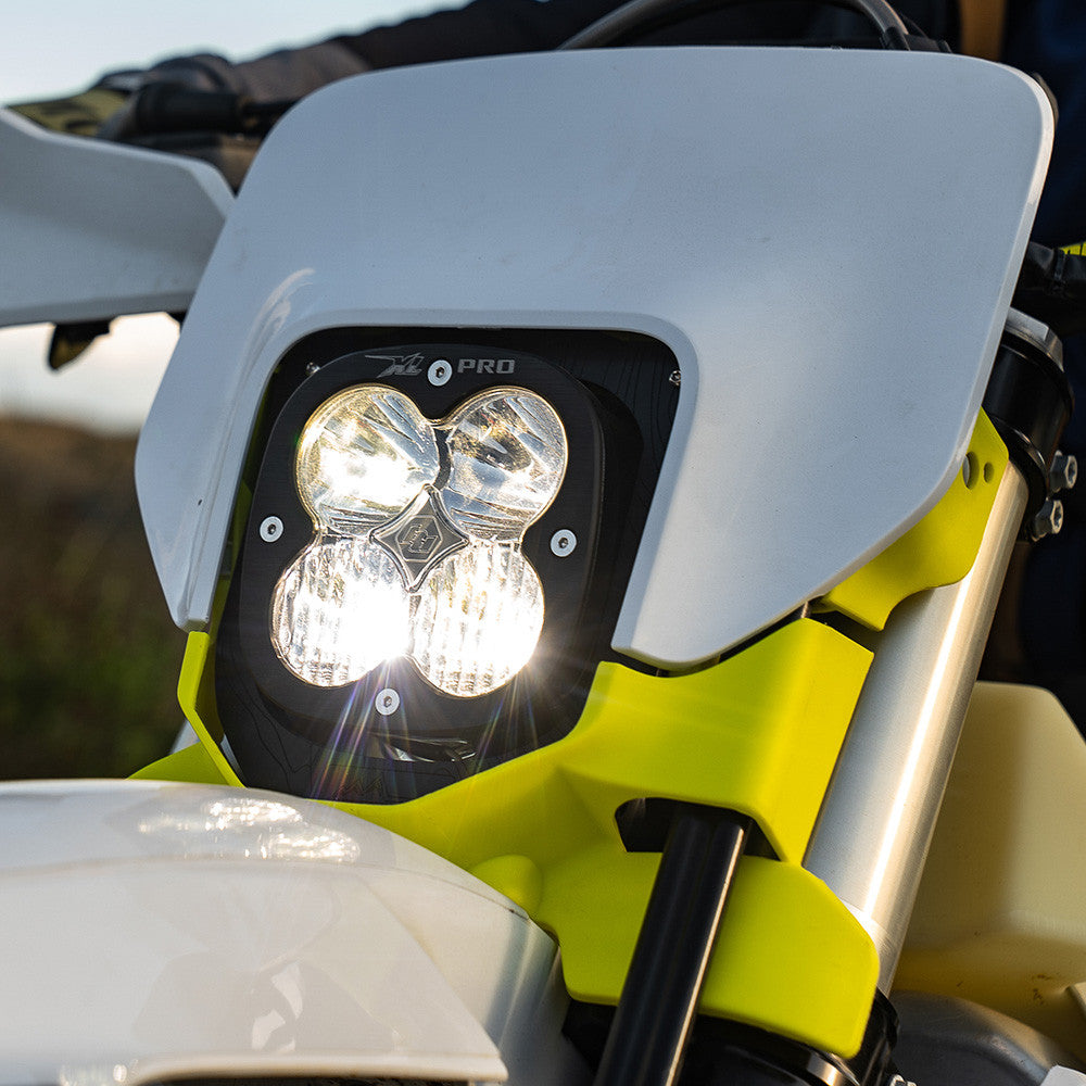 Baja Designs XL40（D/C）LEDヘッドライトキット（ディマー付き） - Husqvarna FE-S/FE-W/FE/TE（’24-25年モデル対応）