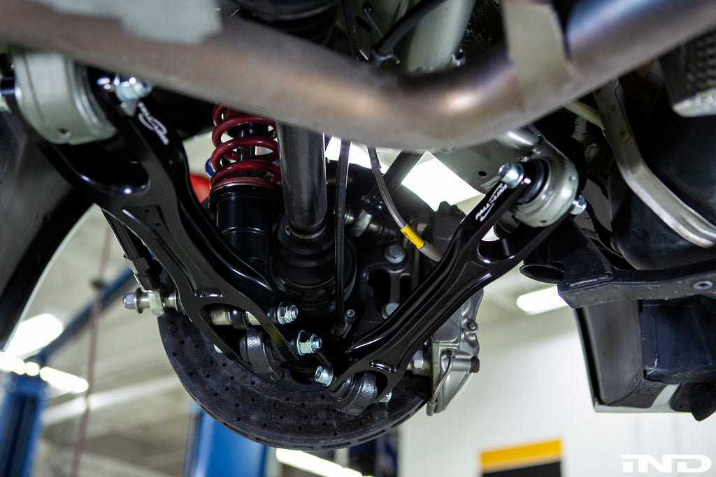 Fall-Line Motorsports E9X M3 / E82 1M ビレットアルミリアトレーリングアームセット