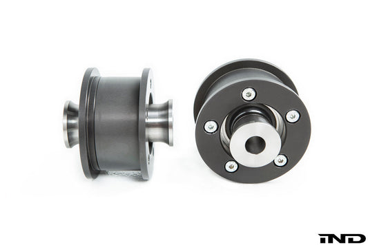 Fall-Line Motorsports G8X M2 / M3 / M4 フロントモノボールコンバージョン