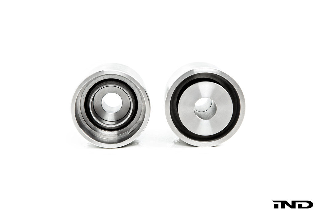 Fall-Line Motorsports G8x / F8x / E9x / E82 リアロアコントロールアームカップ サブフレームベアリングセット