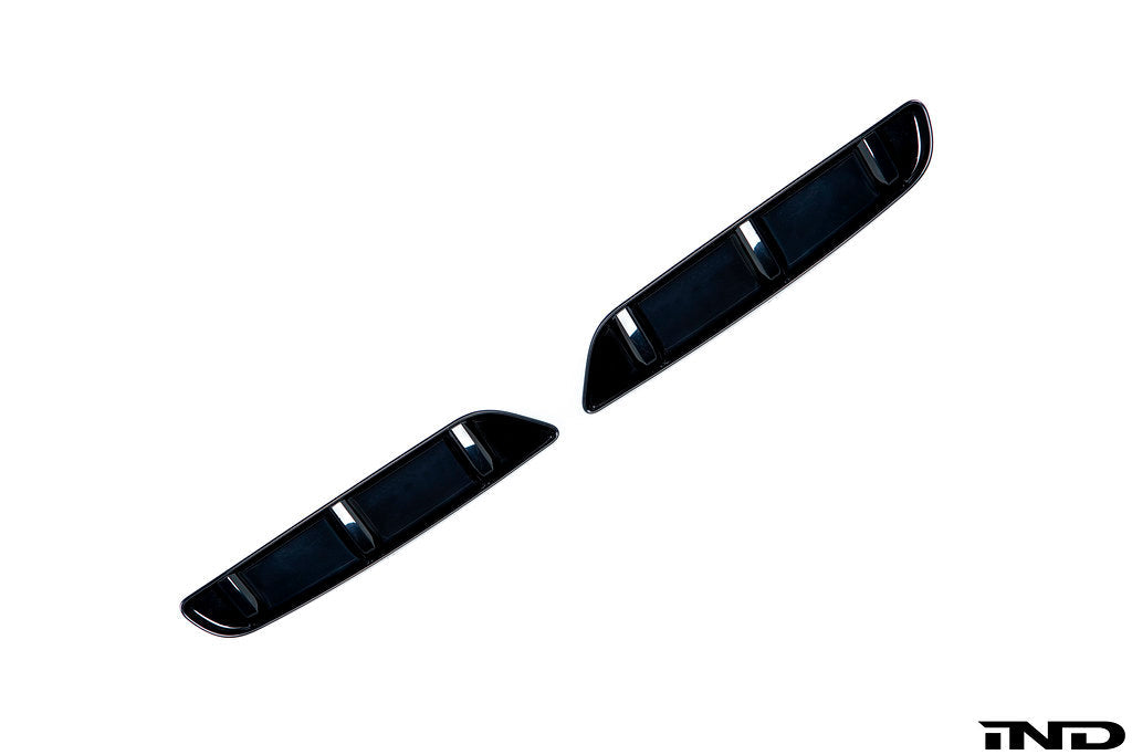 IND F97 X3M LCI リアリフレクターインサートセット