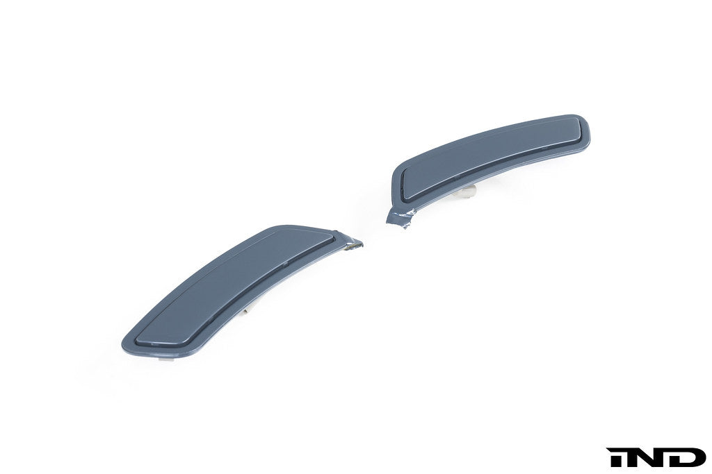 IND I20 iX 塗装済みフロントリフレクターセット