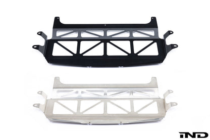 Fall-Line Motorsports F8X M2C / M3 / M4 オイルクーラーガード V2