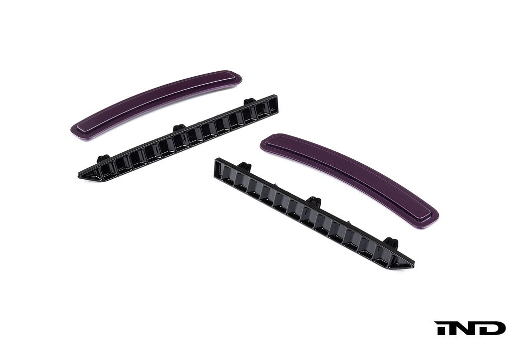 IND x Acexxon G8X M3 / M4 リフレクターコスメティックパッケージ