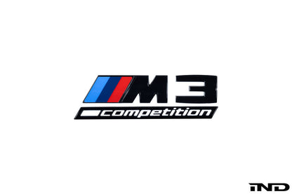 IND G8X M3 / M4 コンペティション グロスブラック フロントグリルエンブレム