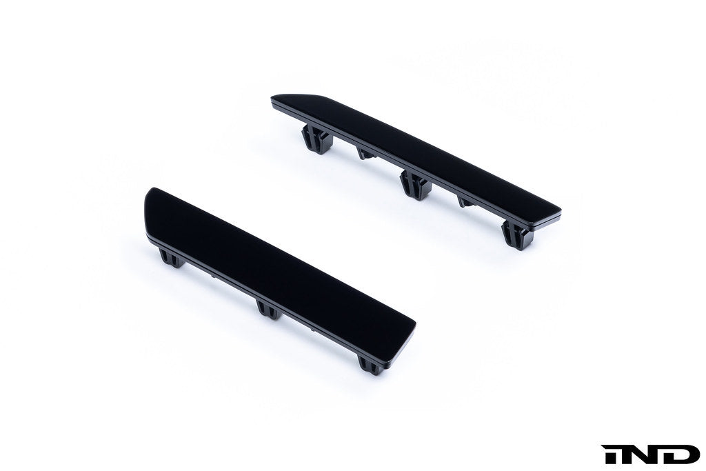 IND G87 M2 塗装済みリアリフレクターセット - グロスブラック