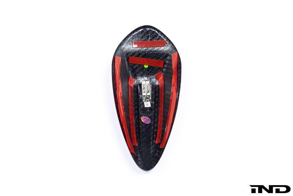 AutoTecknic G-Chassis LCI ドライカーボンルーフアンテナ - 2023+ 2x2 ウィーブ