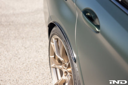 AutoTecknic F90 M5 カーボンリアホイールアーチ エクステンションセット