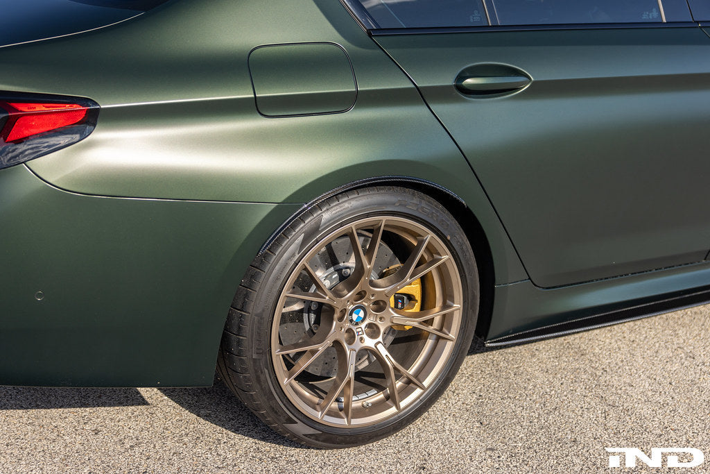 AutoTecknic F90 M5 カーボンリアホイールアーチ エクステンションセット