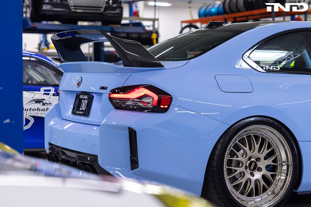 IND G87 M2 グロスブラック塗装 フロントグリル＆トランクエンブレムパッケージ