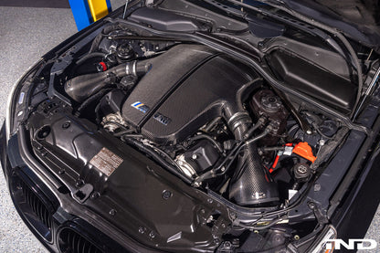 Eventuri BMW E60 M5 / E63 M6 ブラックカーボンインテークシステム - V2