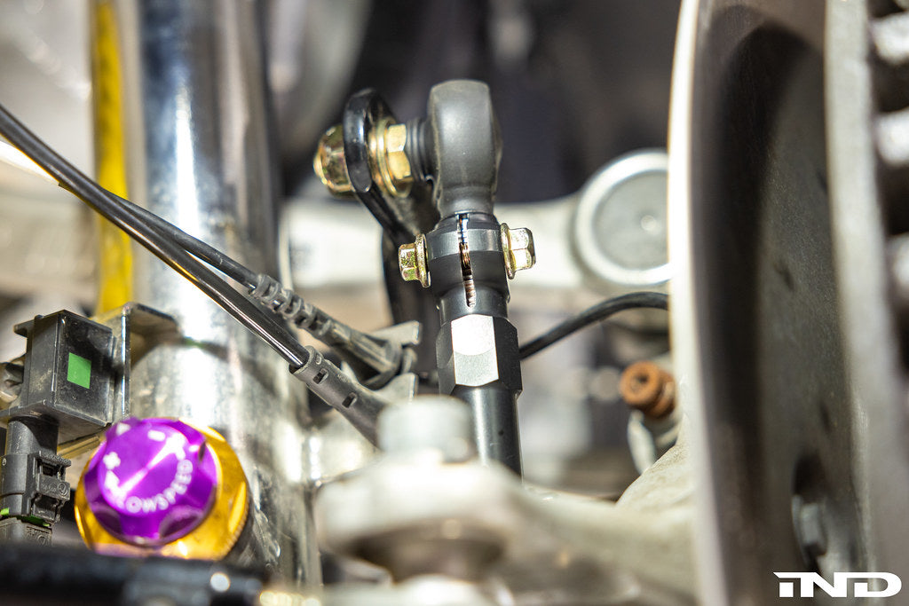 Fall-Line Motorsports G8X アジャスタブル フロントスタビライザーエンドリンクキット - V2