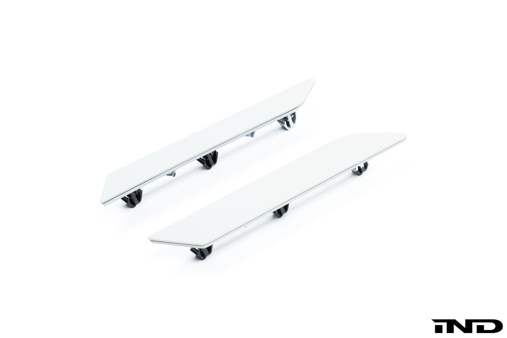 IND G90 / G99 M5 塗装済みリアバンパーリフレクターセット