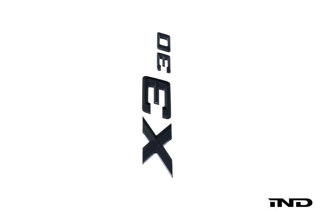 IND G45 X3 30 塗装済みトランクエンブレム - グロスブラック
