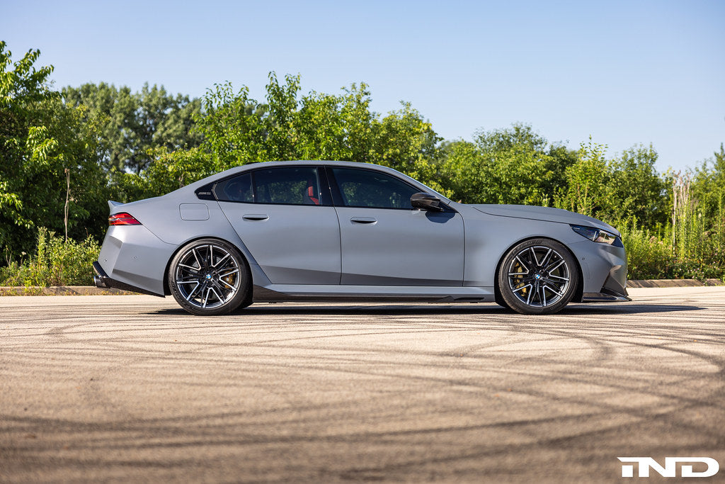 IND G90 M5セダン エクステリアパッケージ